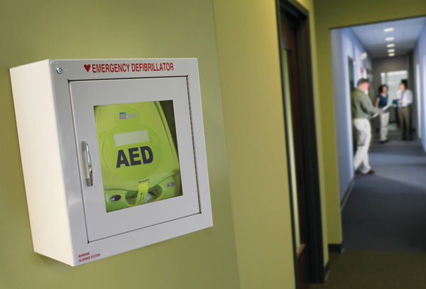 ZOLL AED Plus Semi Automatic Defibrillator, detail