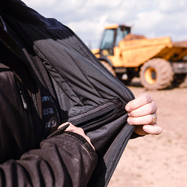 JCB Workwear Trade Hooded Softshell Jacket, detail
