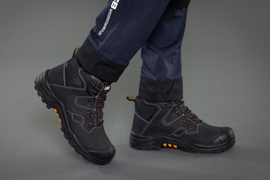 JCB Backhoe Safety Boot, detail